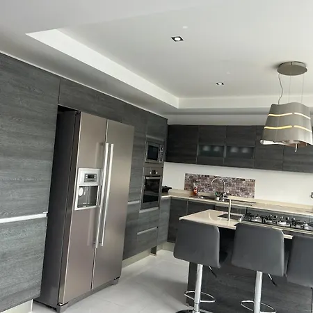 Luxury Seafront 3br Ta Xbiex